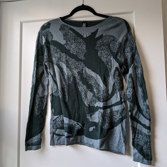 MarlaWynne Tops - Long Sleeve Light Sweater